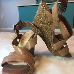 Jessica Simpson brown wedges